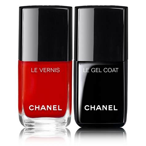 chanel vernis longue.